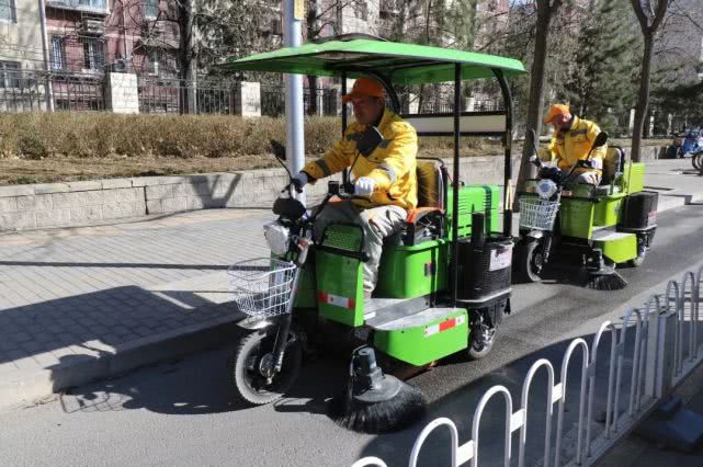 有金恺扫地车，再也不怕纷飞的柳絮了